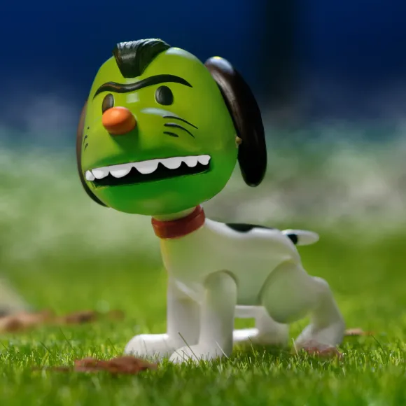Peanuts Reaction Figure Wave 4 - Masked Snoopy