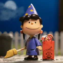 Peanuts Reaction Figure Wave 4 - Witch Violet