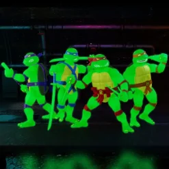 Teenage Mutant Ninja Turtles Ultimates! Mutagen Ooze Glow Figures (Super7 Exclusive)