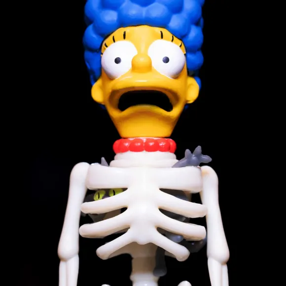 The Simpsons Reaction W3 - Treehouse Of Horror - Skeleton Marge